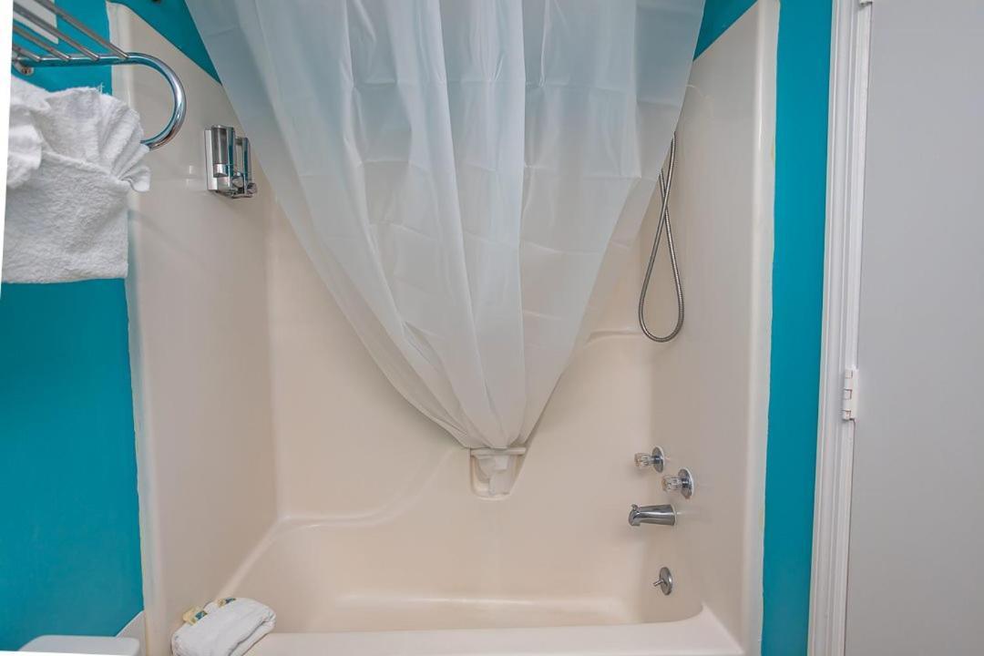 Direct Oceanfront Sea Mist Resort 21105 Миртл-Бич Экстерьер фото